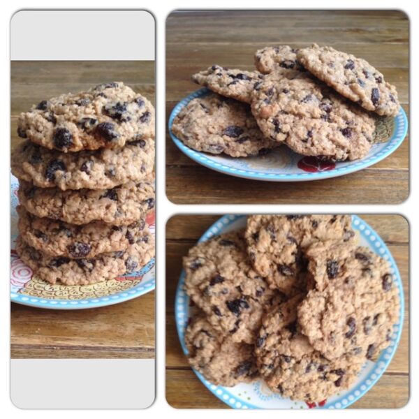 Oatmeal raisin cookies